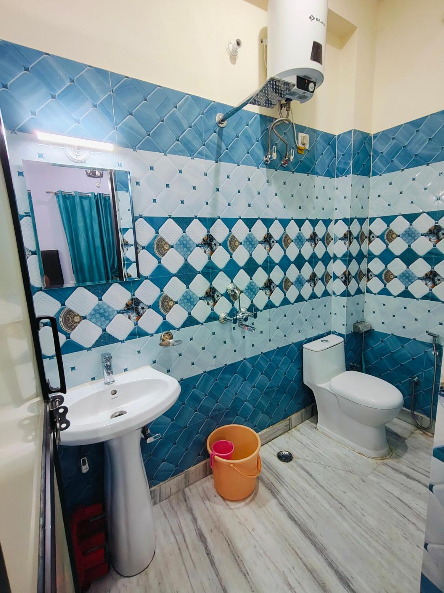 Deepak Homestay Rishīkesh Zewnętrze zdjęcie